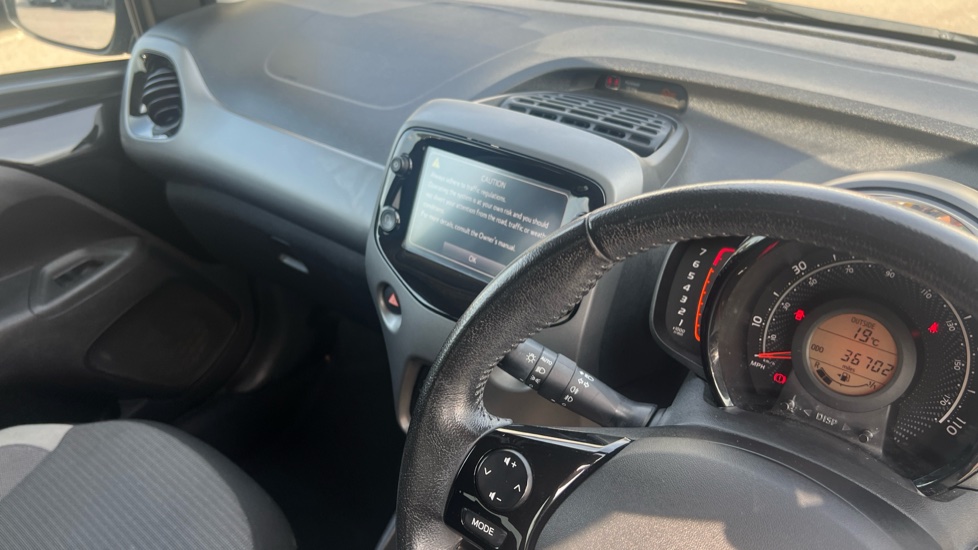 Toyota Aygo 1.0 VVT-i X-Trend TSS 5dr Petrol Hatchback - Image 16