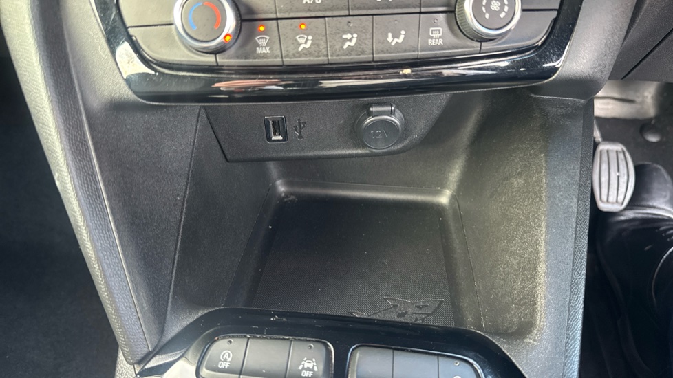 Vauxhall Corsa 1.2 Design 5dr Petrol Hatchback - Image 28