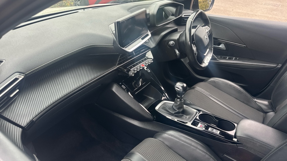 Peugeot 208 1.2 PureTech 100 GT 5dr Petrol Hatchback - Image 15