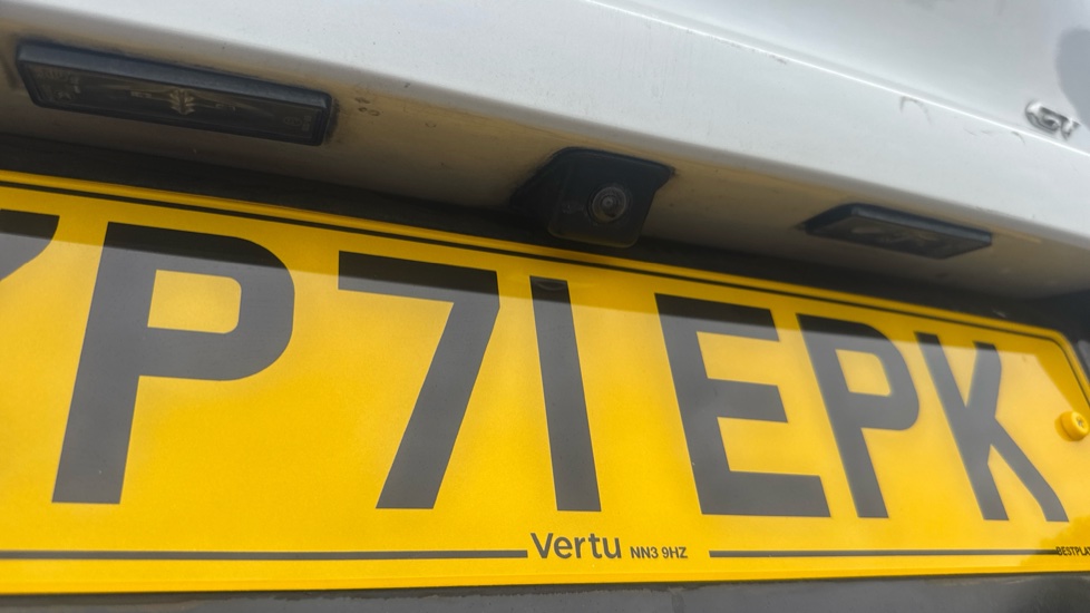 Peugeot 208 1.2 PureTech 100 GT 5dr Petrol Hatchback - Image 10