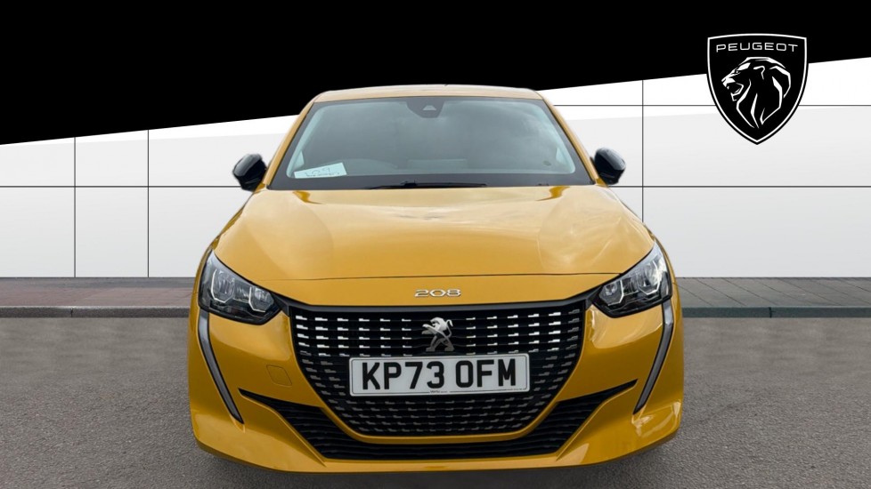 Peugeot 208 1.2 PureTech 100 Allure Premium + 5dr EAT8 Petrol Hatchback - Image 2