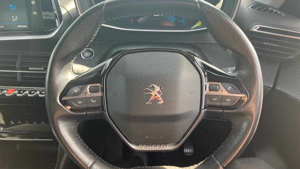 Peugeot 208 1.2 PureTech 100 Allure Premium 5dr Petrol Hatchback - Image 19