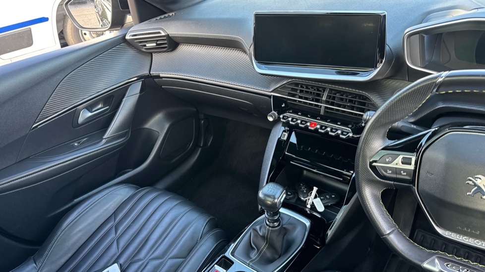 Peugeot 208 1.2 PureTech 100 GT Premium 5dr Petrol Hatchback - Image 14