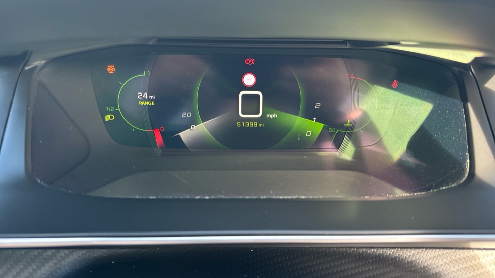 Peugeot 208 1.2 PureTech 100 GT Premium 5dr Petrol Hatchback - Image 18