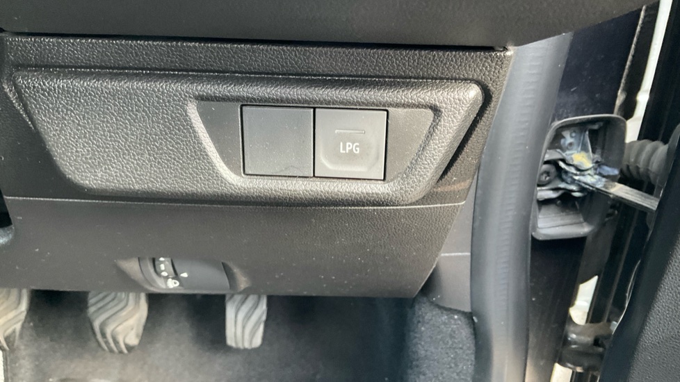 Dacia Sandero Stepway 1.0 TCe Prestige 5dr Bi Fuel Hatchback - Image 36