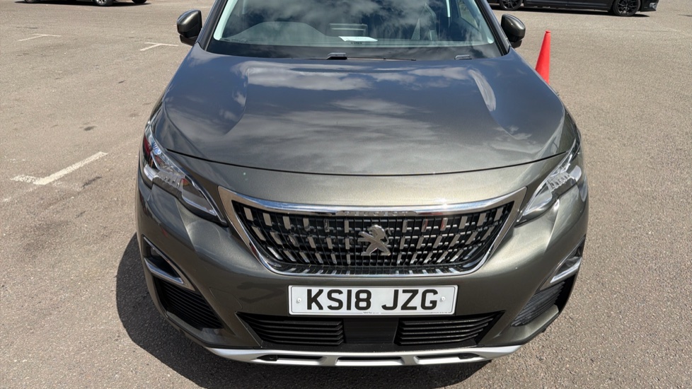 Peugeot 3008 1.2 PureTech Allure 5dr Petrol Estate - Image 9