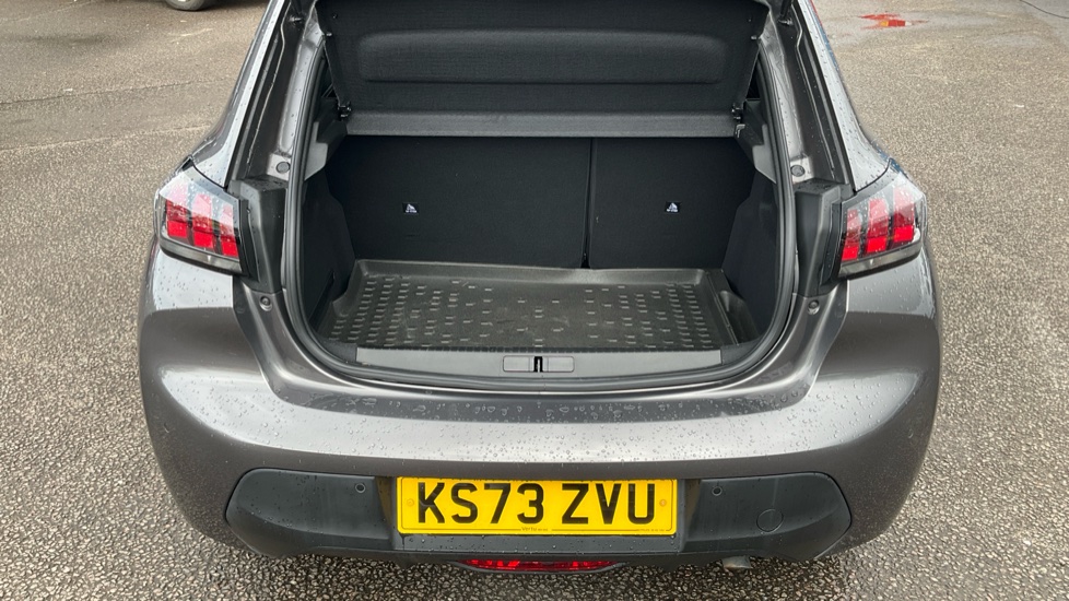 Peugeot 208 1.2 PureTech 100 Active Premium + 5dr Petrol Hatchback - Image 6