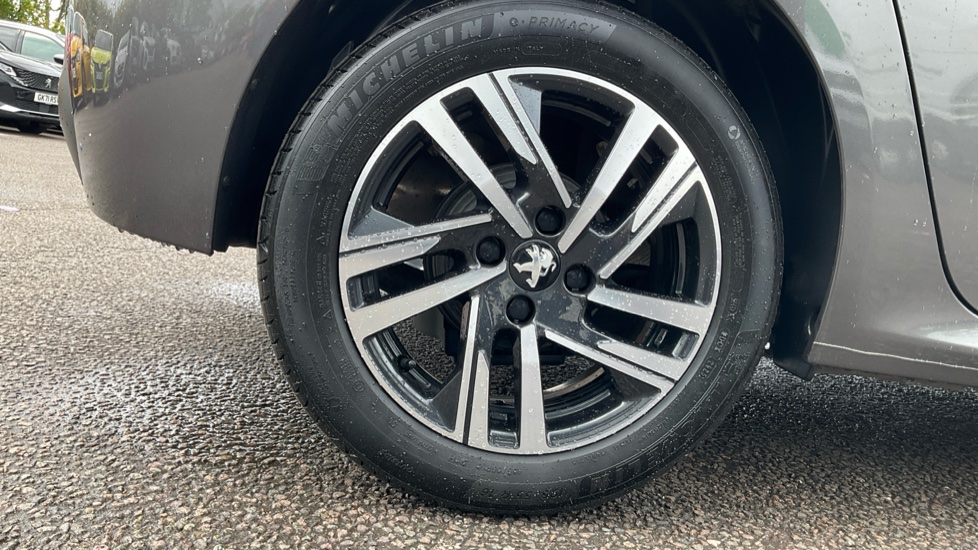 Peugeot 208 1.2 PureTech 100 Active Premium + 5dr Petrol Hatchback - Image 8