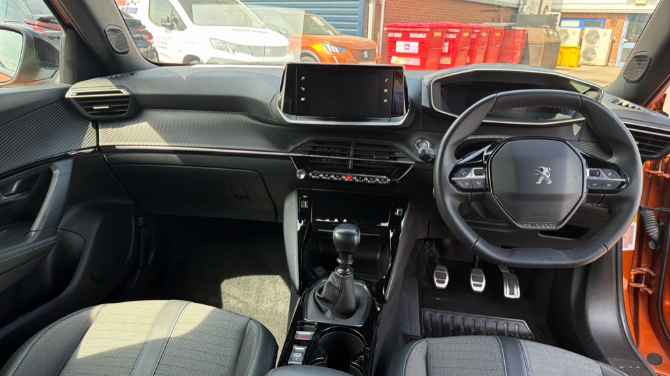 Peugeot 2008 1.2 PureTech Allure Premium+ 5dr Petrol Estate - Image 14