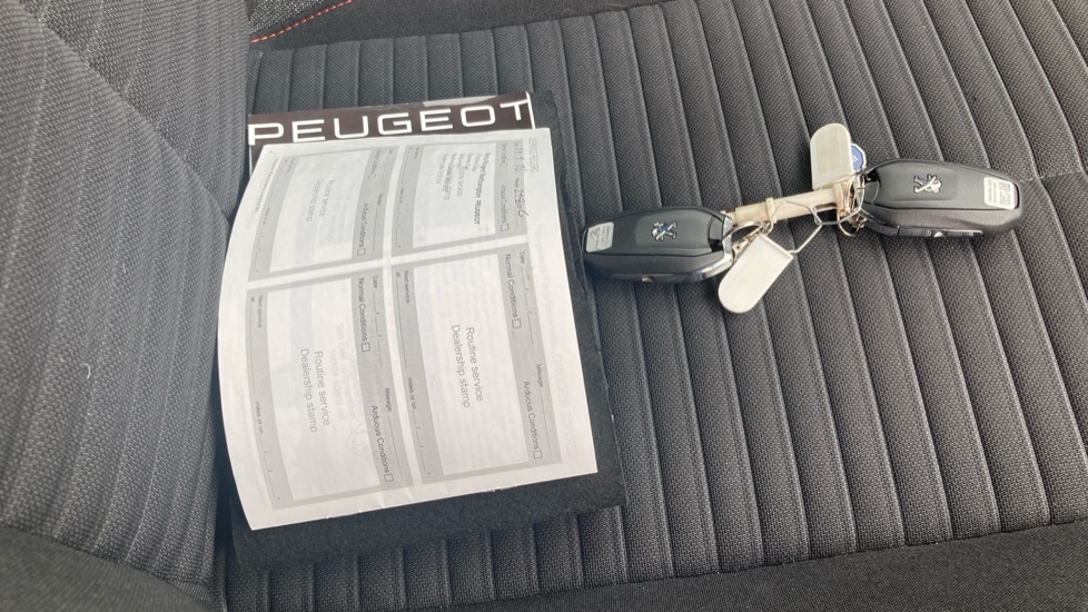 Peugeot 208 1.2 PureTech 100 Active Premium + 5dr Petrol Hatchback - Image 28