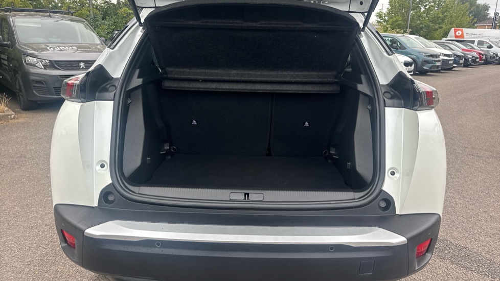 Peugeot 2008 1.2 PureTech 130 GT 5dr EAT8 Petrol Estate - Image 6