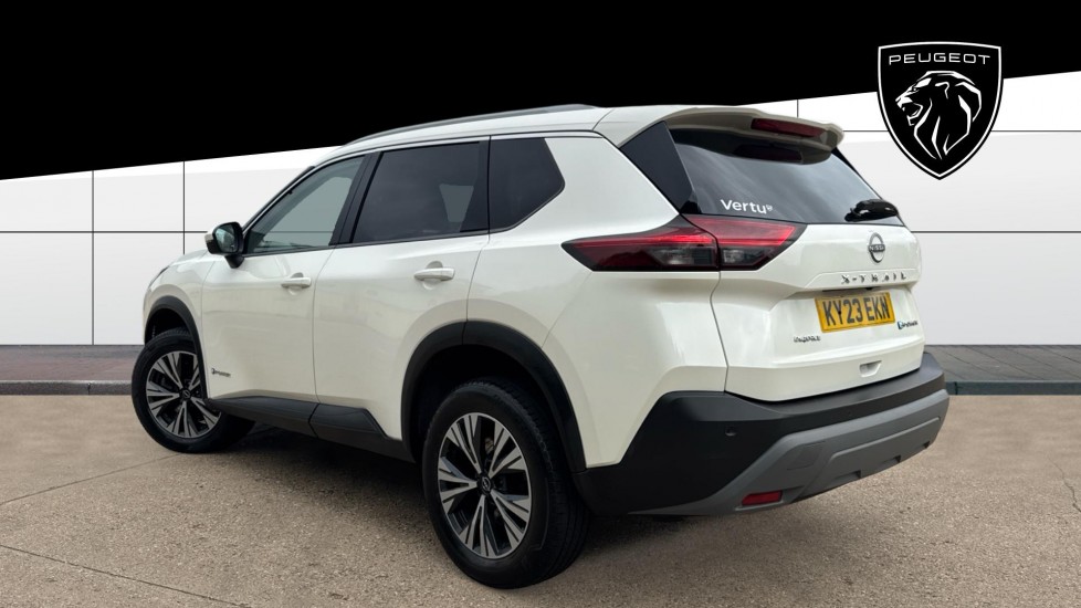 Nissan X-Trail 1.5 E-Power E-4orce 213 N-Connecta 5dr Auto Hybrid Station Wagon - Image 4
