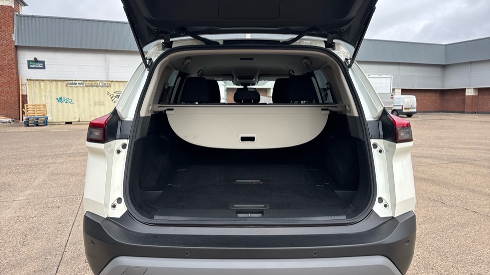 Nissan X-Trail 1.5 E-Power E-4orce 213 N-Connecta 5dr Auto Hybrid Station Wagon - Image 6
