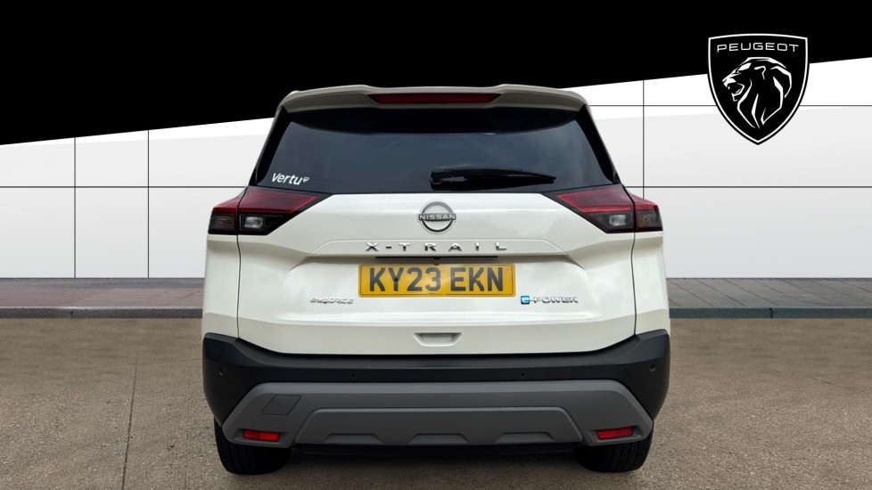 Nissan X-Trail 1.5 E-Power E-4orce 213 N-Connecta 5dr Auto Hybrid Station Wagon - Image 3