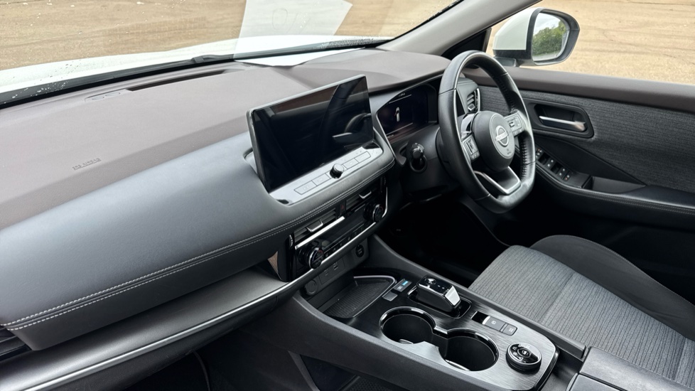 Nissan X-Trail 1.5 E-Power E-4orce 213 N-Connecta 5dr Auto Hybrid Station Wagon - Image 14