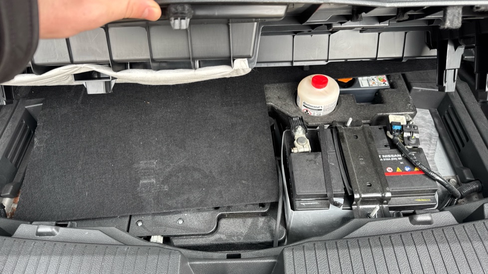 Nissan X-Trail 1.5 E-Power E-4orce 213 N-Connecta 5dr Auto Hybrid Station Wagon - Image 28