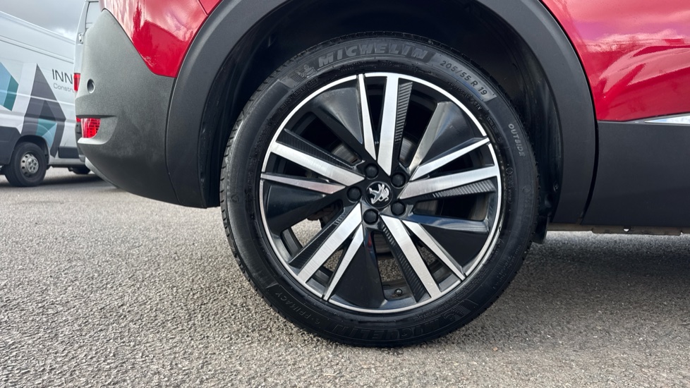 Peugeot 5008 1.2 PureTech GT Premium 5dr EAT8 Petrol Estate - Image 14