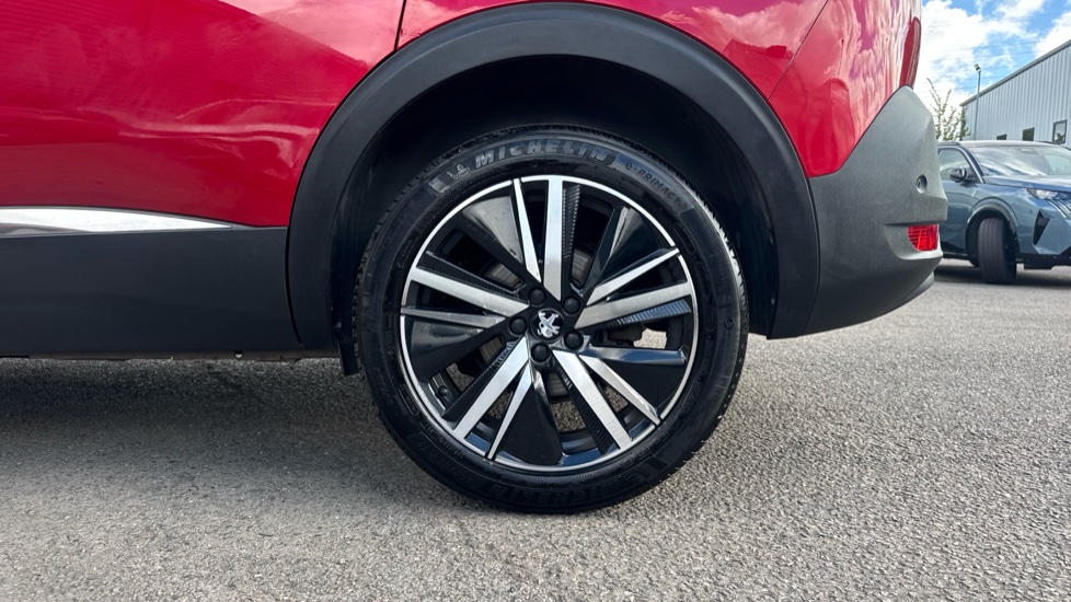 Peugeot 5008 1.2 PureTech GT Premium 5dr EAT8 Petrol Estate - Image 15
