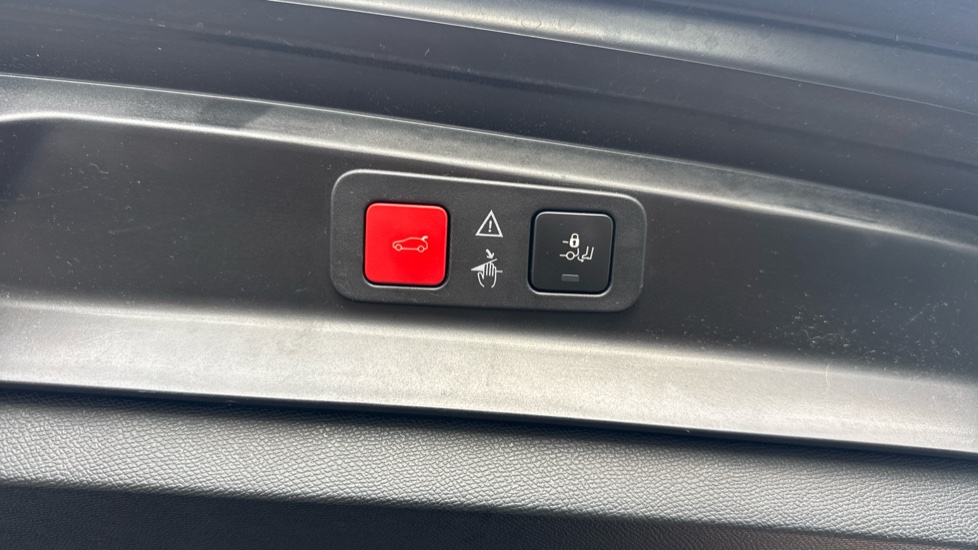 Peugeot 5008 1.2 PureTech GT Premium 5dr EAT8 Petrol Estate - Image 7