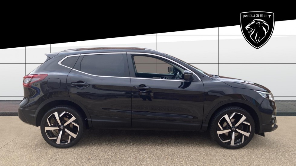 Nissan Qashqai 1.3 DiG-T 160 [157] N-Motion 5dr DCT Petrol Hatchback - Image 5