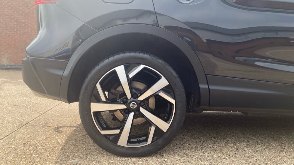 Nissan Qashqai 1.3 DiG-T 160 [157] N-Motion 5dr DCT Petrol Hatchback - Image 9