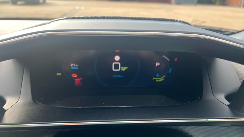 Peugeot 2008 100kW GT 50kWh 5dr Auto Electric Estate - Image 26