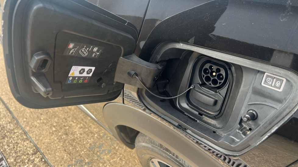 Peugeot 2008 100kW GT 50kWh 5dr Auto Electric Estate - Image 36