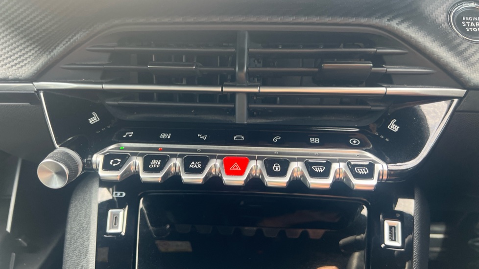 Peugeot 2008 100kW GT 50kWh 5dr Auto Electric Estate - Image 29