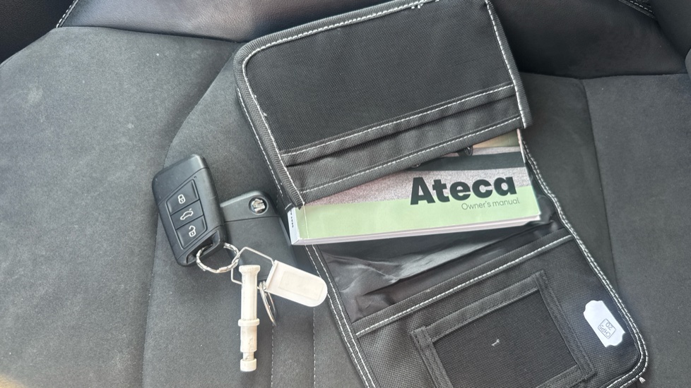 SEAT Ateca 1.5 TSI EVO Xperience 5dr Petrol Estate - Image 27