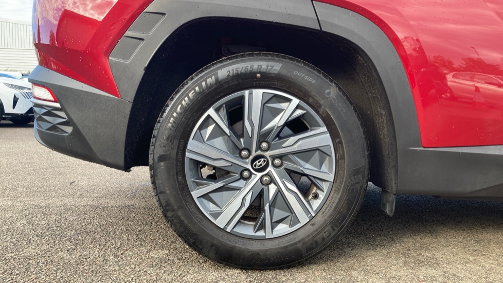 Hyundai TUCSON 1.6 TGDi 48V MHD SE Connect 5dr 2WD DCT Petrol Estate - Image 7