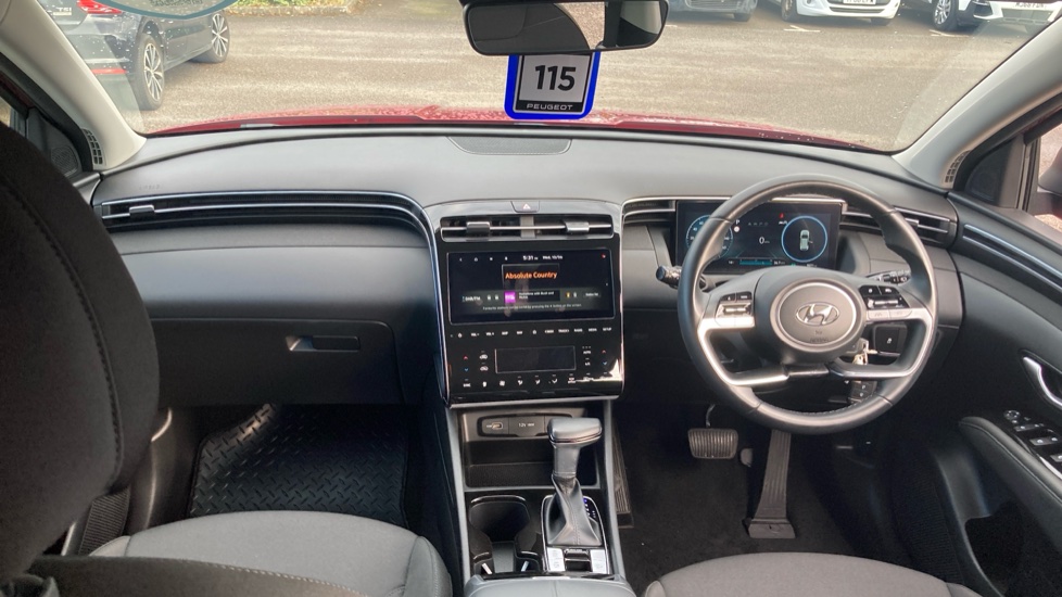 Hyundai TUCSON 1.6 TGDi 48V MHD SE Connect 5dr 2WD DCT Petrol Estate - Image 13