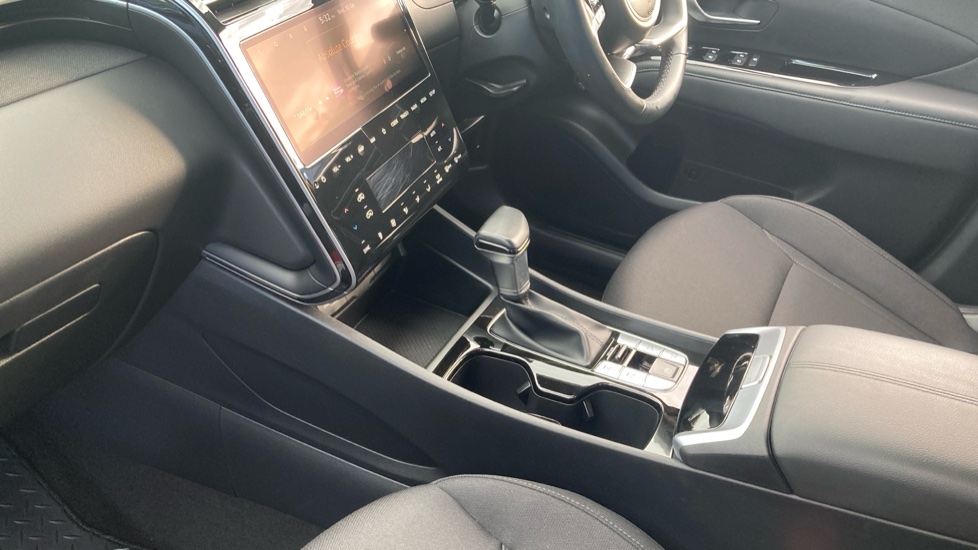 Hyundai TUCSON 1.6 TGDi 48V MHD SE Connect 5dr 2WD DCT Petrol Estate - Image 16