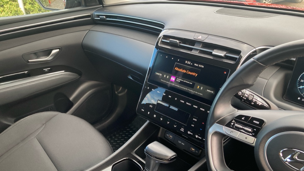 Hyundai TUCSON 1.6 TGDi 48V MHD SE Connect 5dr 2WD DCT Petrol Estate - Image 15