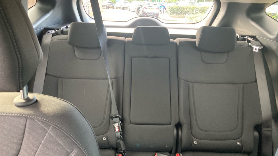 Hyundai TUCSON 1.6 TGDi 48V MHD SE Connect 5dr 2WD DCT Petrol Estate - Image 27