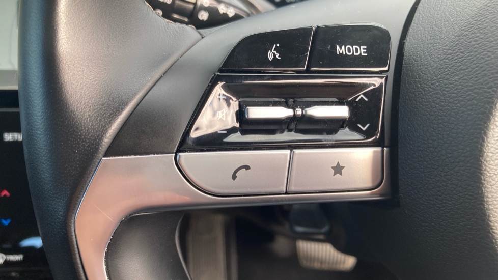 Hyundai TUCSON 1.6 TGDi 48V MHD SE Connect 5dr 2WD DCT Petrol Estate - Image 18