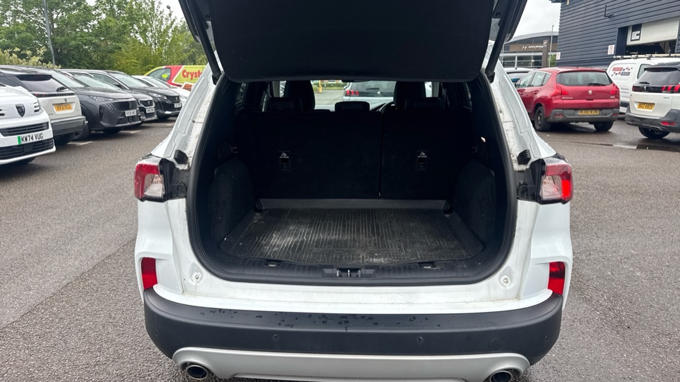 Ford Kuga 1.5 EcoBlue Titanium Edition 5dr Diesel Estate - Image 6