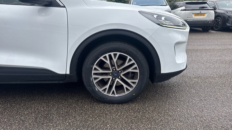 Ford Kuga 1.5 EcoBlue Titanium Edition 5dr Diesel Estate - Image 14