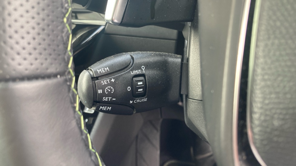 Peugeot 2008 1.2 PureTech 130 GT 5dr EAT8 Petrol Estate - Image 22