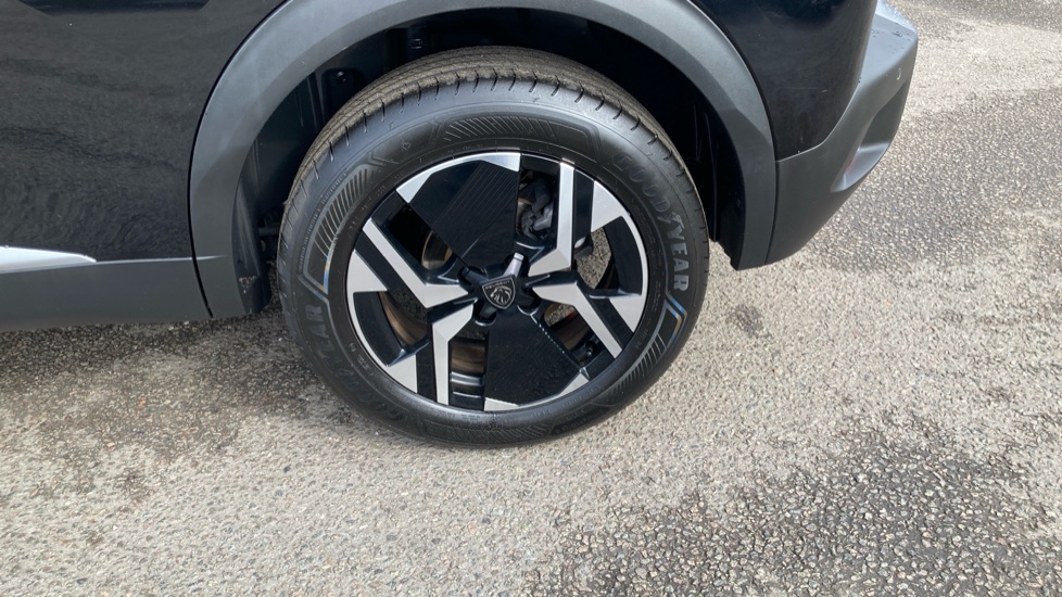 Peugeot 2008 1.2 PureTech 130 GT 5dr EAT8 Petrol Estate - Image 32