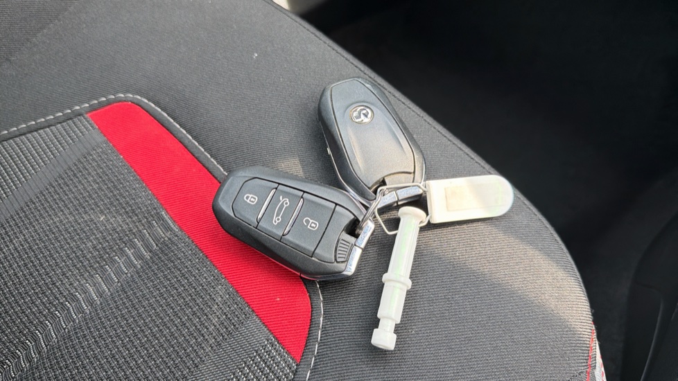Vauxhall Mokka 1.2 Turbo 100 SRi Nav Premium 5dr Petrol Hatchback - Image 20