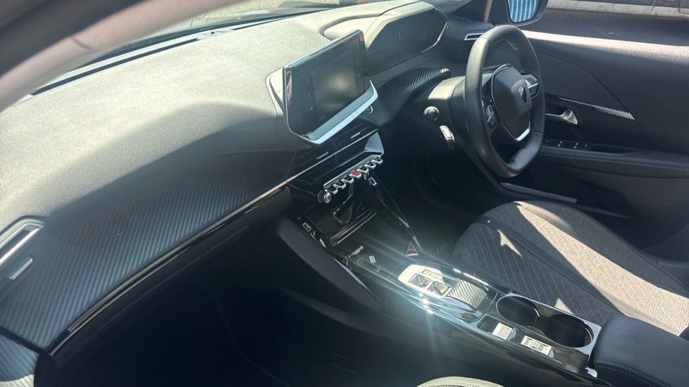 Peugeot 208 100kW E-Style 50kWh 5dr Auto Electric Hatchback - Image 14