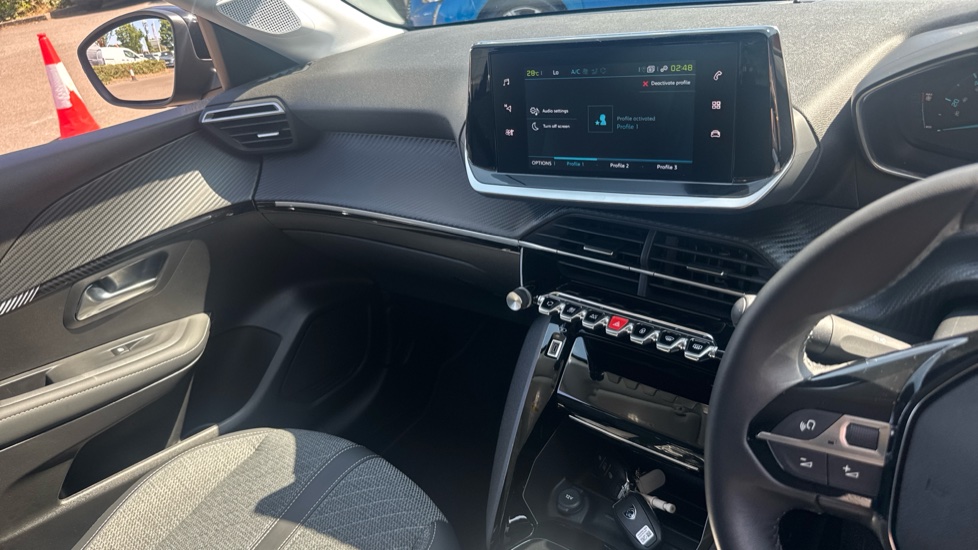Peugeot 208 100kW E-Style 50kWh 5dr Auto Electric Hatchback - Image 17