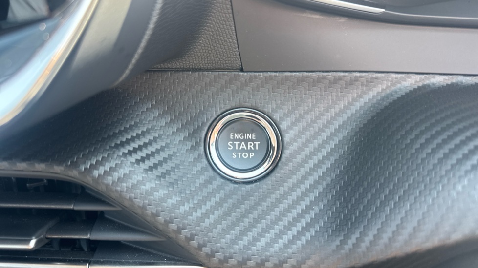 Peugeot 208 100kW E-Style 50kWh 5dr Auto Electric Hatchback - Image 18
