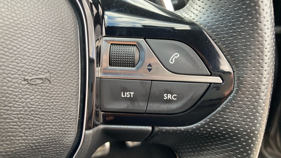 Peugeot 3008 1.5 BlueHDi GT Premium 5dr EAT8 Diesel Estate - Image 20