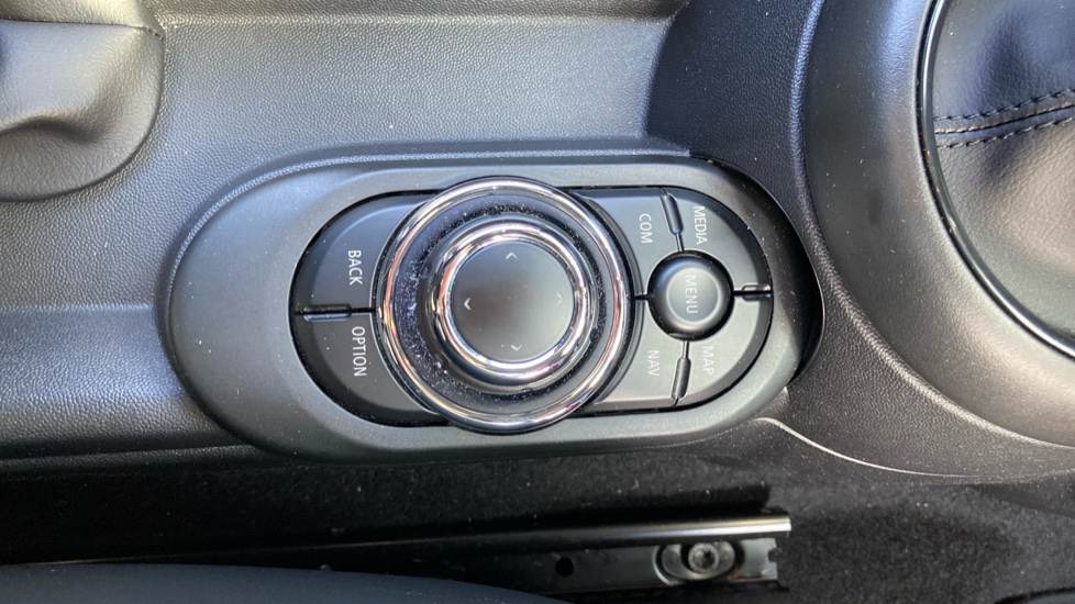 MINI Hatchback 1.5 Cooper Sport 3dr Auto Petrol Hatchback - Image 44