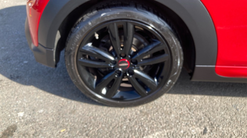 MINI Hatchback 1.5 Cooper Sport 3dr Auto Petrol Hatchback - Image 13