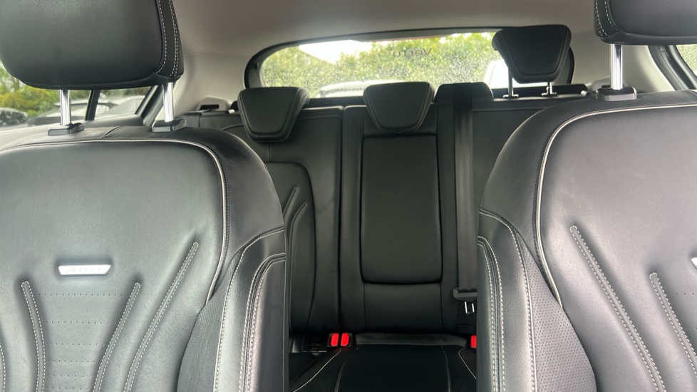 Ford Focus Vignale 1.0 EcoBoost 125 5dr Petrol Hatchback - Image 15