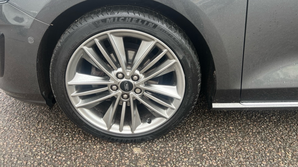 Ford Focus Vignale 1.0 EcoBoost 125 5dr Petrol Hatchback - Image 21