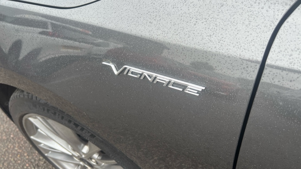 Ford Focus Vignale 1.0 EcoBoost 125 5dr Petrol Hatchback - Image 25