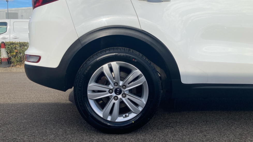 Kia Sportage 1.6 GDi ISG 2 5dr Petrol Estate - Image 9